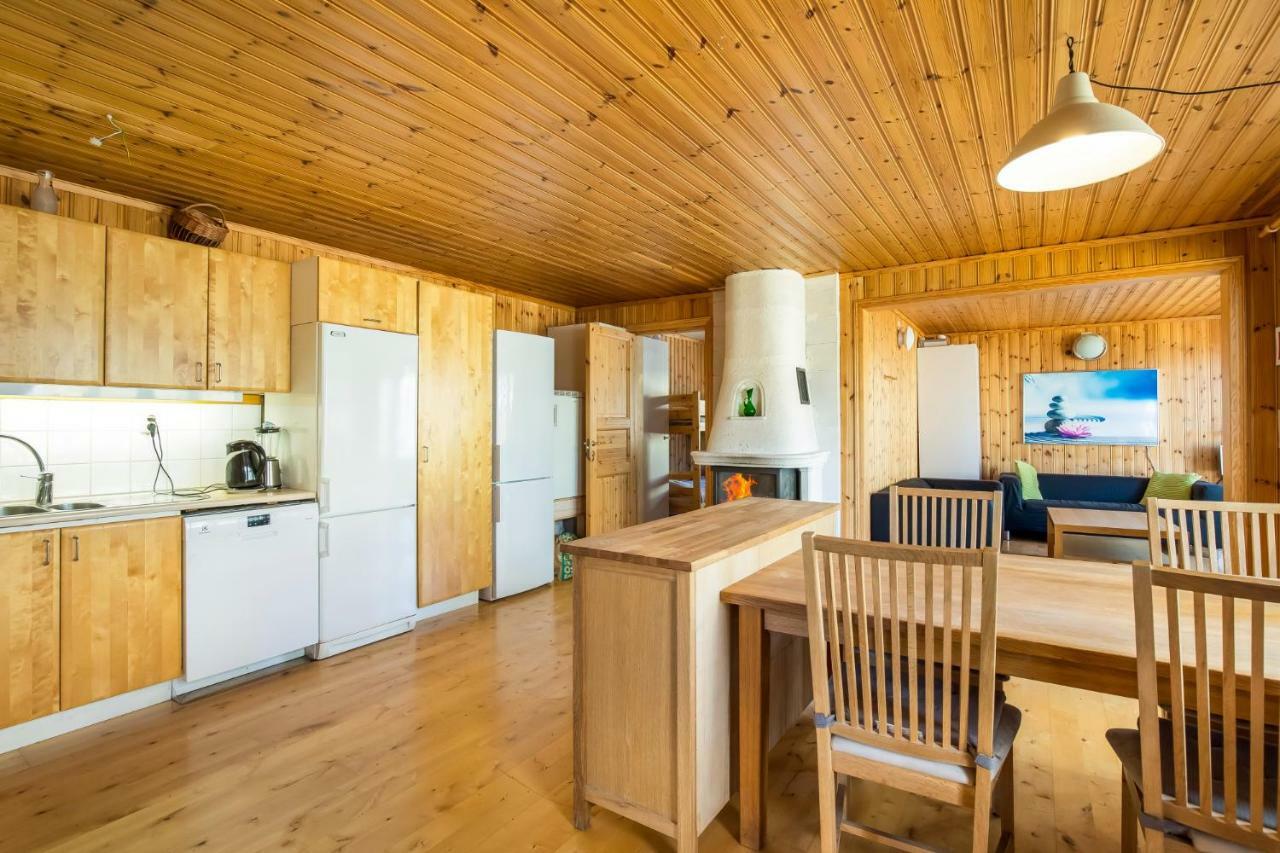 Holiday Lakefront House Villa Bjorkoby ภายนอก รูปภาพ