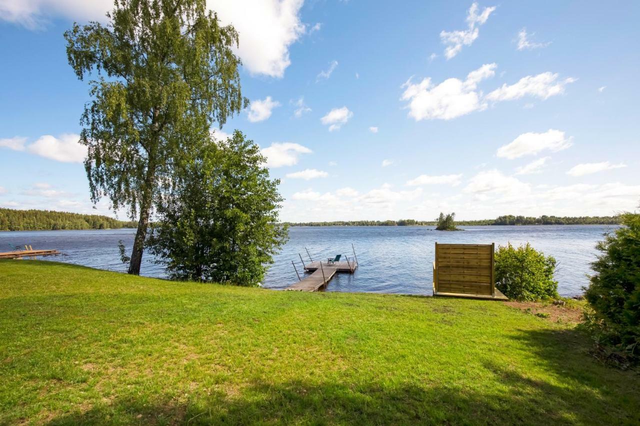 Holiday Lakefront House Villa Bjorkoby ภายนอก รูปภาพ